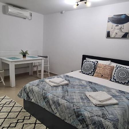 Seby Studio Constanta Bagian luar foto