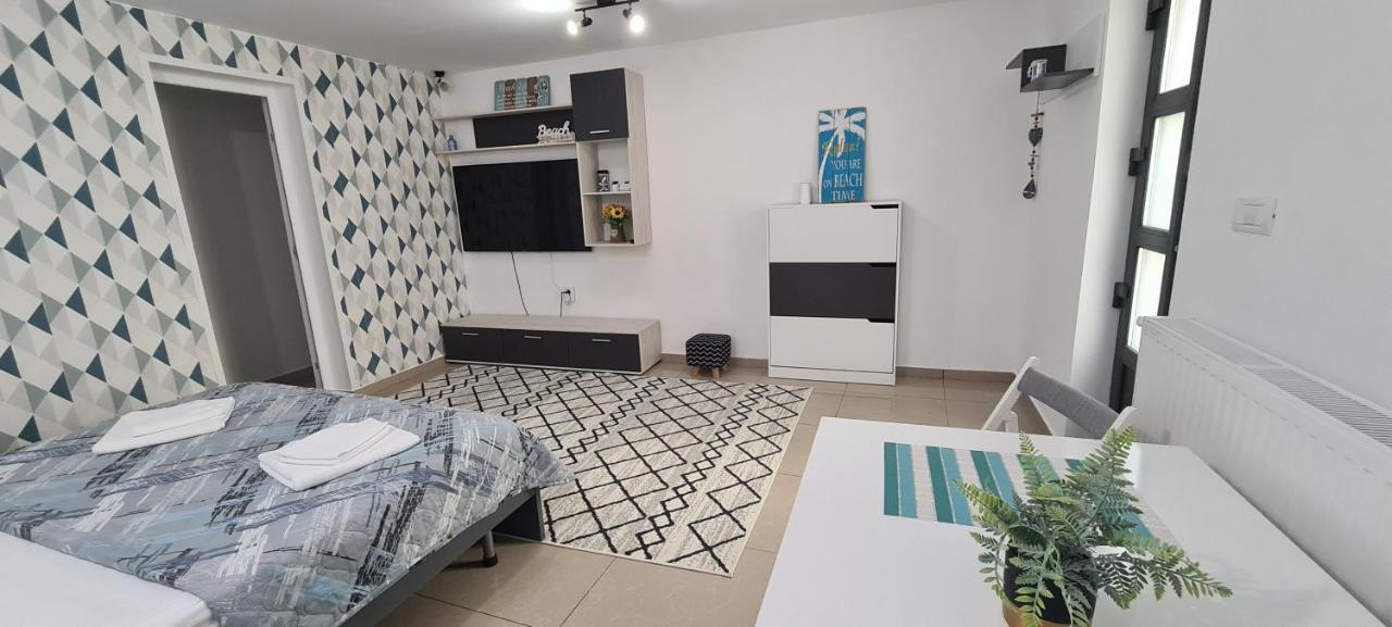 Seby Studio Constanta Bagian luar foto